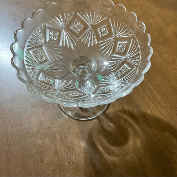 Vintage pedestal cut crystal bowl - Picture 2 of 3